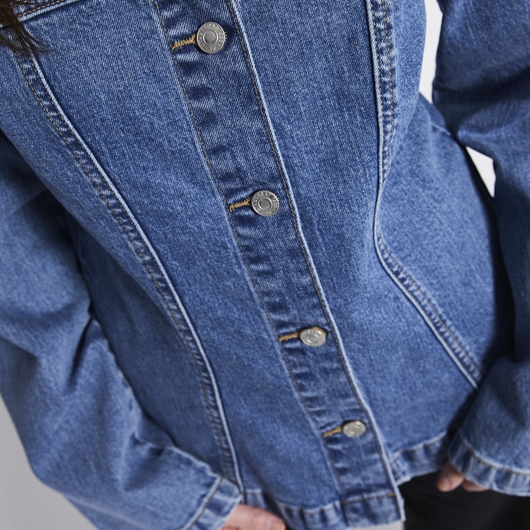 Fitted denim jacket "Form" Mid wash